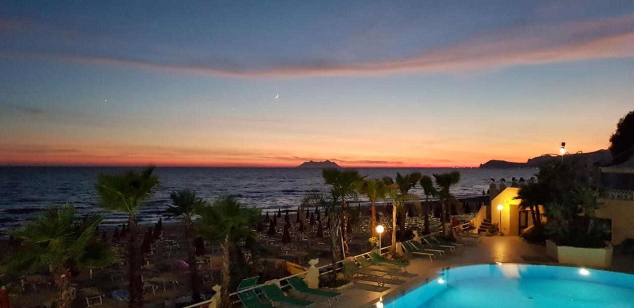 Hotel La Playa Sperlonga Exterior foto